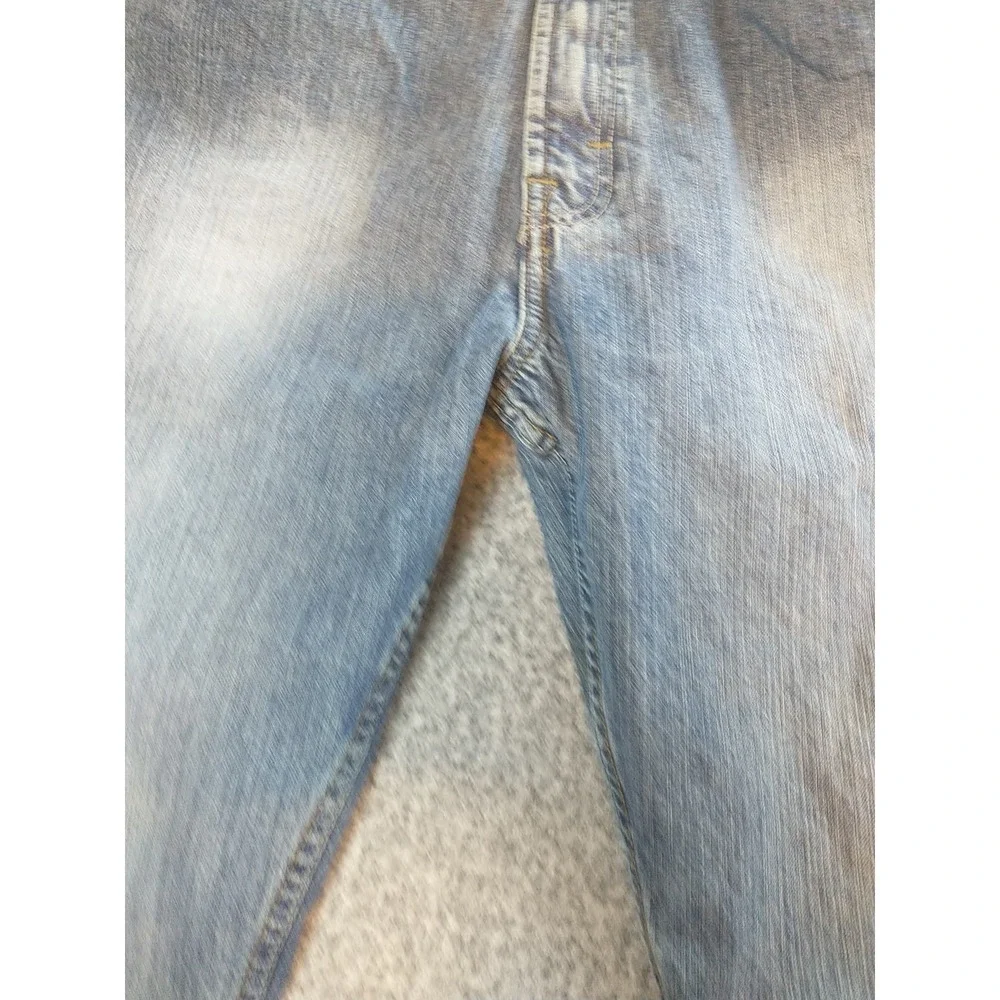 Wrangler Straight Fit Mens Light Wash Blue Denim Jeans 36x31 (Measures 36x31)